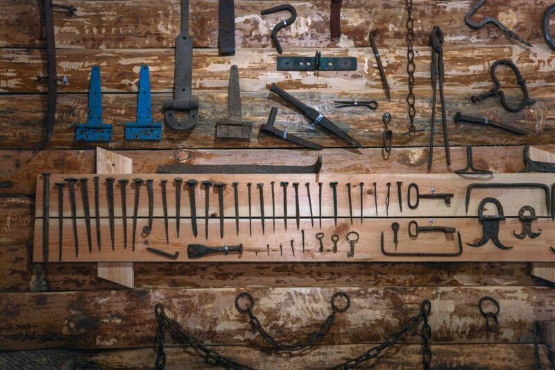 Nail Removal Without a Hammer: A Safe and Efficient Approach